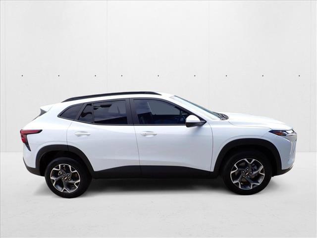 new 2025 Chevrolet Trax car, priced at $23,999