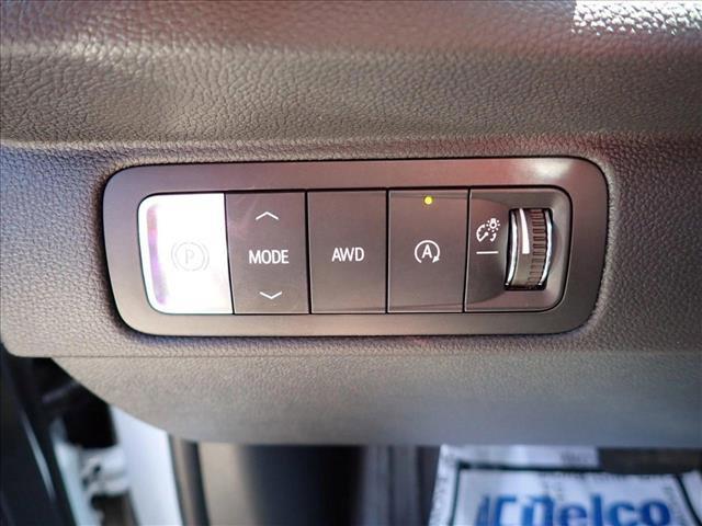 new 2025 Chevrolet Traverse car, priced at $48,994