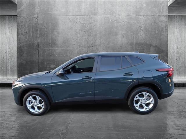 new 2025 Chevrolet Trax car, priced at $23,075