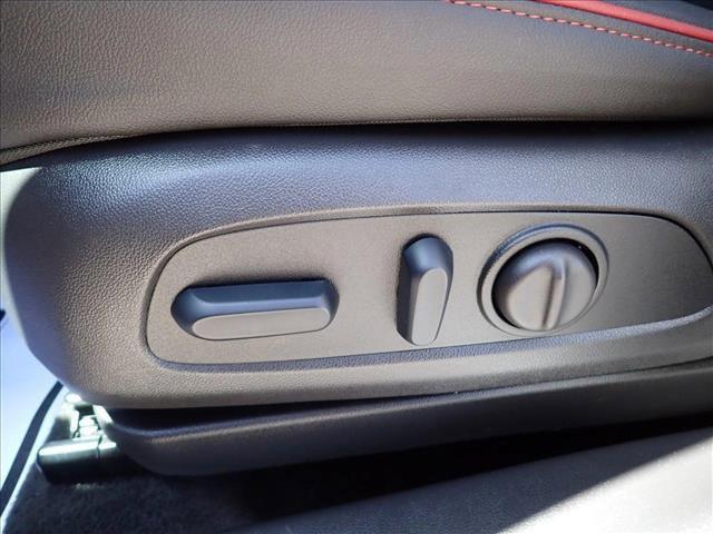 used 2025 Chevrolet TrailBlazer car, priced at $32,298