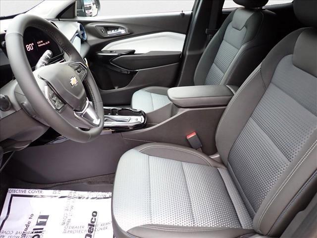 new 2025 Chevrolet Trax car, priced at $23,999