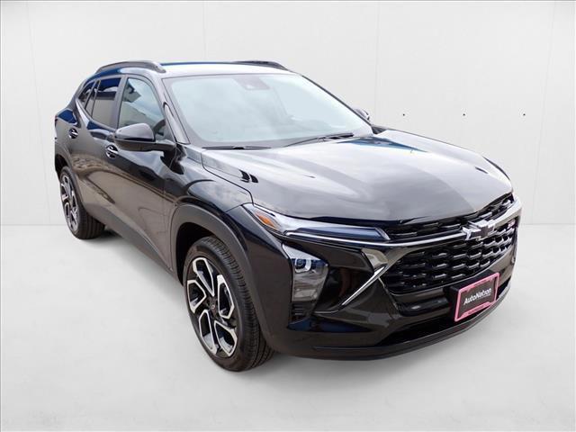 new 2025 Chevrolet Trax car, priced at $25,999