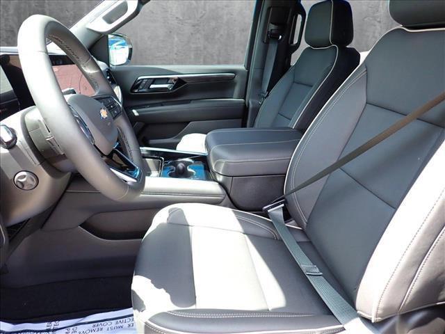 new 2025 Chevrolet Suburban car, priced at $78,999