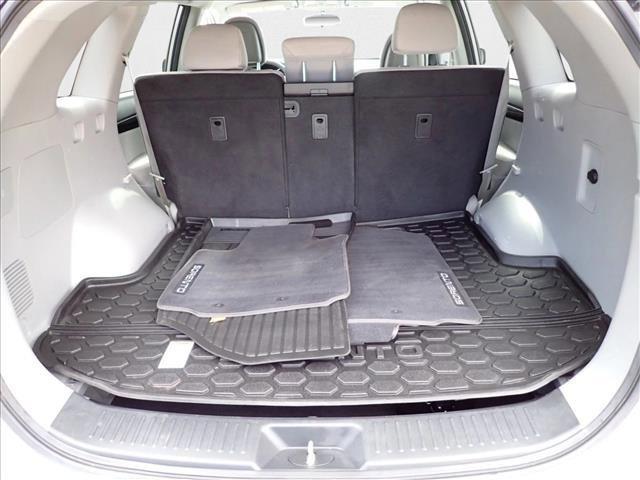 used 2015 Kia Sorento car, priced at $9,300
