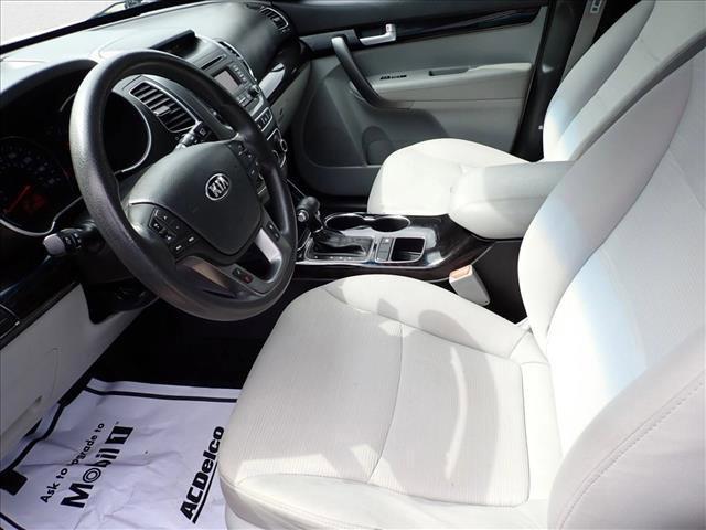 used 2015 Kia Sorento car, priced at $9,300