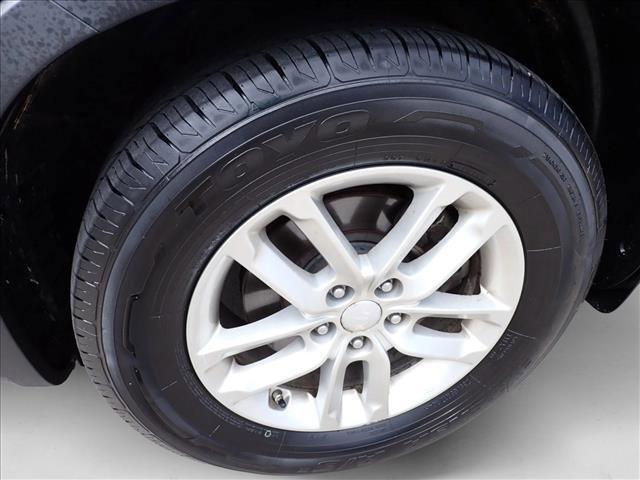 used 2015 Kia Sorento car, priced at $9,300
