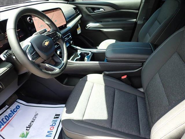 new 2025 Chevrolet Traverse car, priced at $45,494