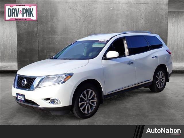 used 2016 Nissan Pathfinder car, priced at $17,498