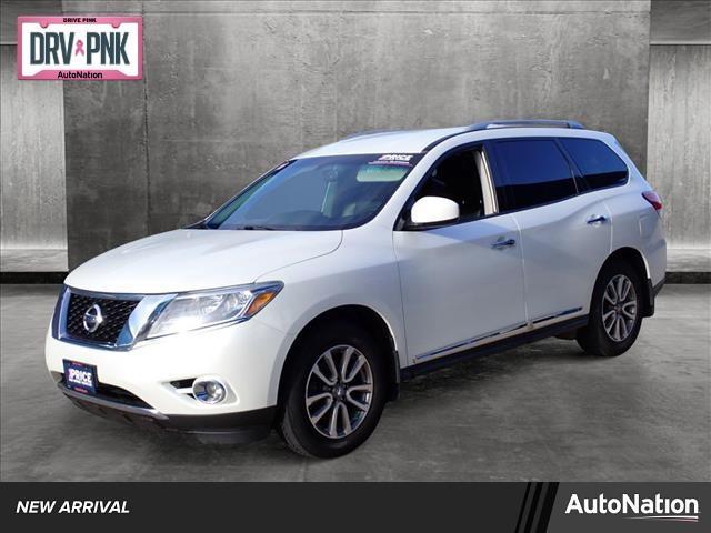 used 2016 Nissan Pathfinder car, priced at $17,498