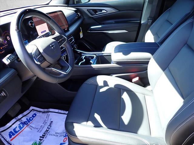 new 2025 Chevrolet Traverse car, priced at $48,999