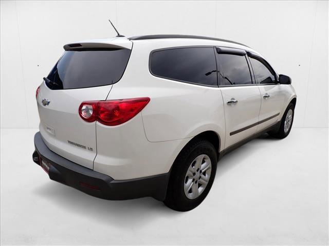 used 2010 Chevrolet Traverse car, priced at $6,500