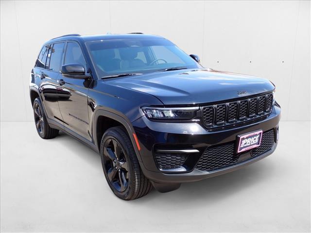 used 2024 Jeep Grand Cherokee car, priced at $32,500