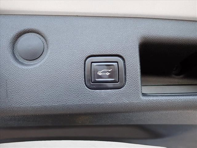 used 2022 Chevrolet Equinox car, priced at $18,800