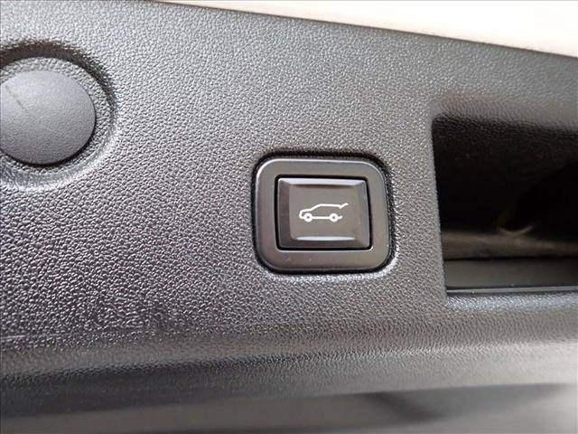 used 2020 Chevrolet Equinox car, priced at $17,716