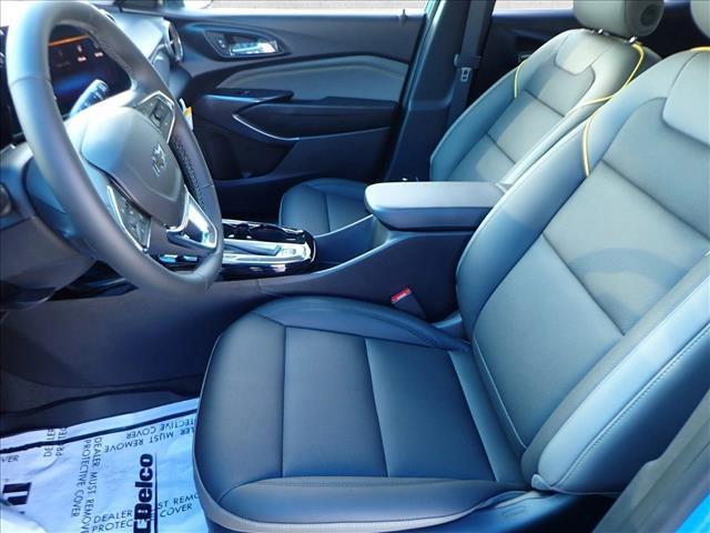 new 2025 Chevrolet Trax car, priced at $25,999