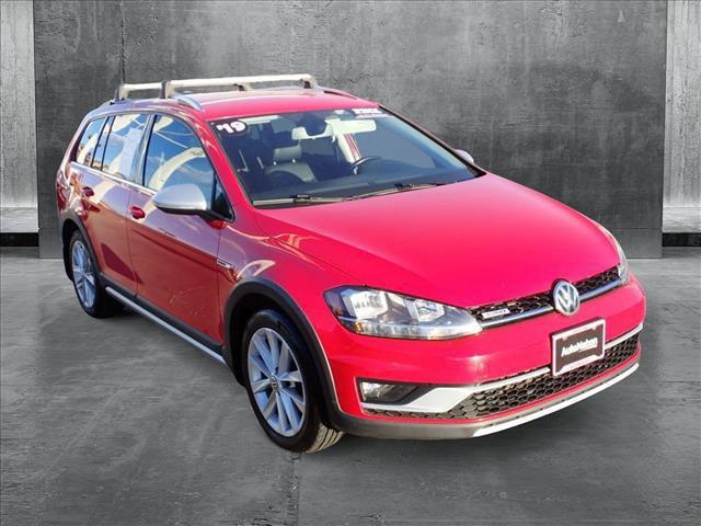 used 2019 Volkswagen Golf Alltrack car, priced at $20,999