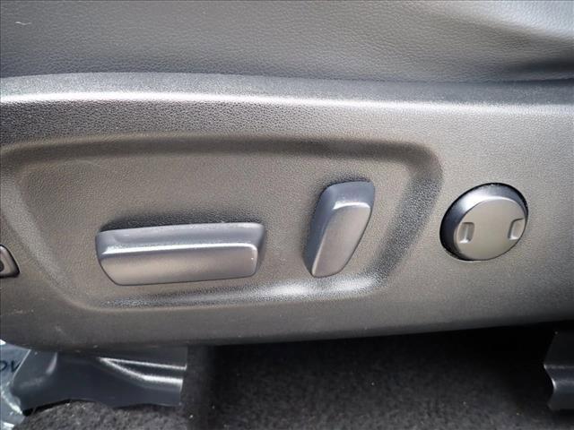 used 2015 Toyota Highlander car, priced at $16,500