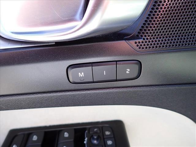 used 2022 Volvo XC40 car, priced at $19,000