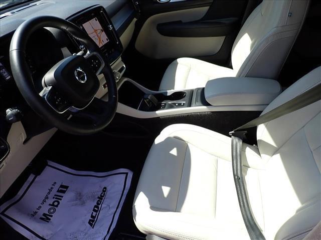 used 2022 Volvo XC40 car, priced at $19,000