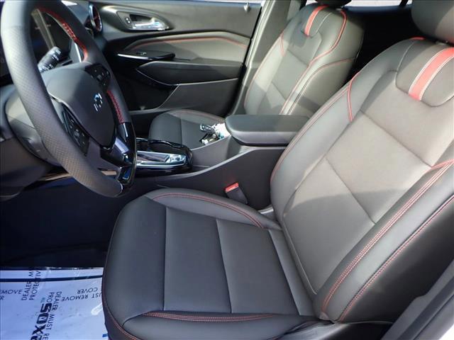 new 2025 Chevrolet Trax car, priced at $25,999