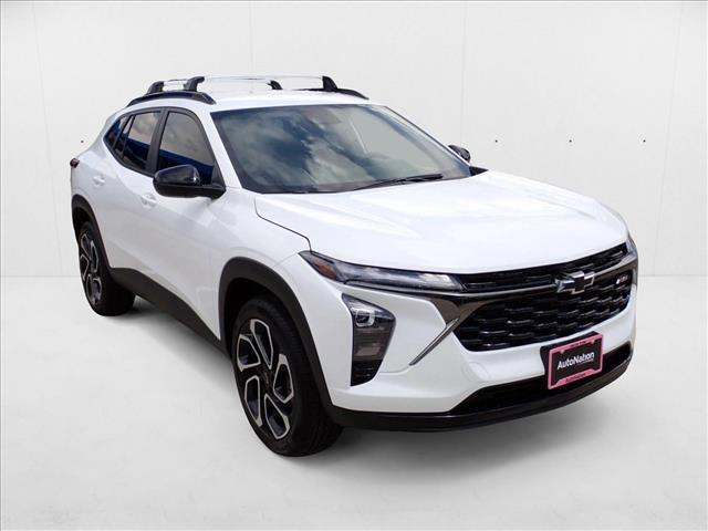 new 2025 Chevrolet Trax car, priced at $25,999