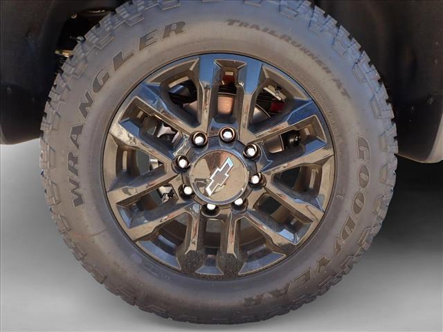 new 2025 Chevrolet Silverado 2500 car, priced at $81,999