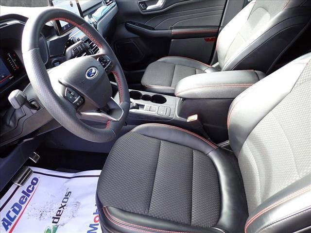 used 2023 Ford Escape car, priced at $26,996
