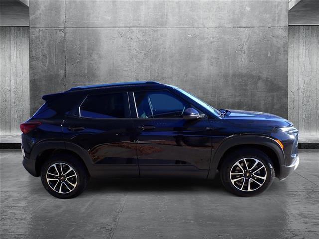 used 2025 Chevrolet TrailBlazer car, priced at $27,599