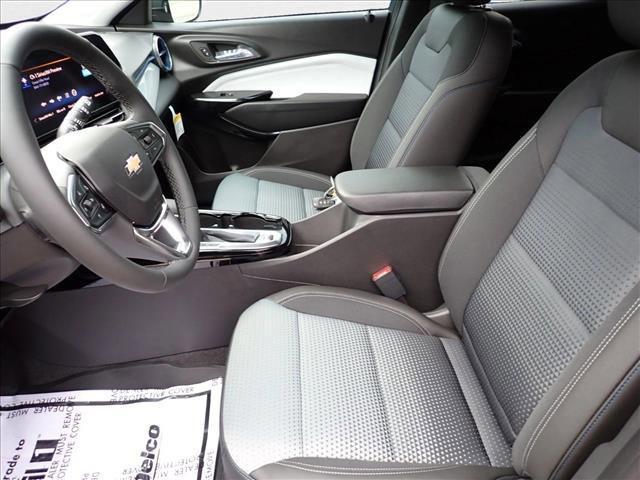 new 2025 Chevrolet Trax car, priced at $23,999