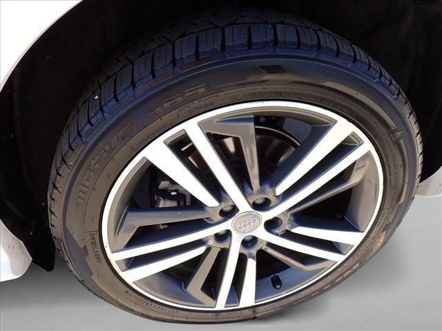 used 2020 Audi Q5 car, priced at $25,800
