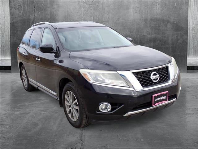 used 2016 Nissan Pathfinder car, priced at $13,999