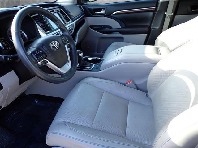 used 2016 Toyota Highlander Hybrid car, priced at $28,998