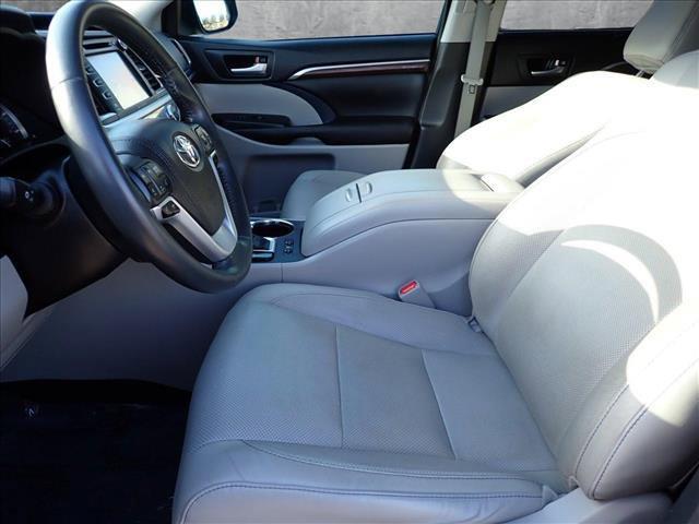 used 2016 Toyota Highlander Hybrid car, priced at $28,998