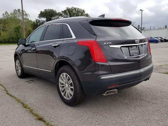 used 2017 Cadillac XT5 car, priced at $14,000