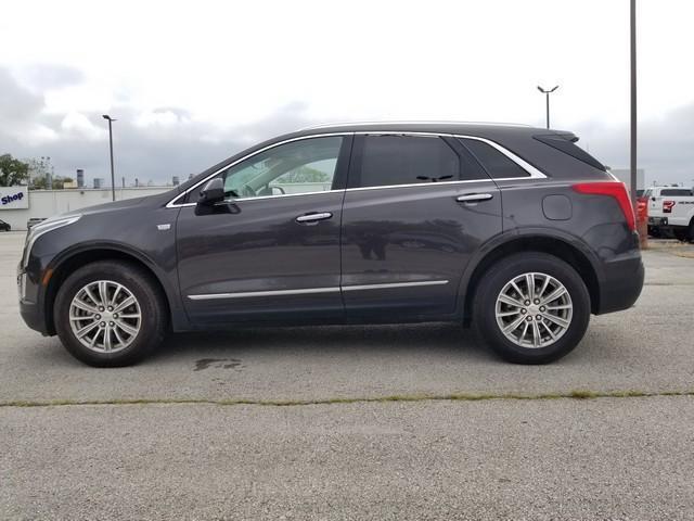 used 2017 Cadillac XT5 car, priced at $14,000