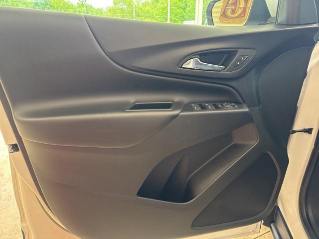 used 2022 Chevrolet Equinox car, priced at $23,700