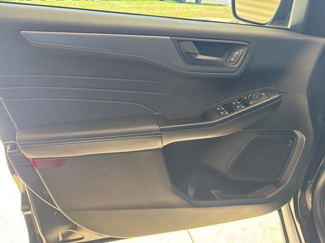 new 2026 Ford Escape car, priced at $32,600