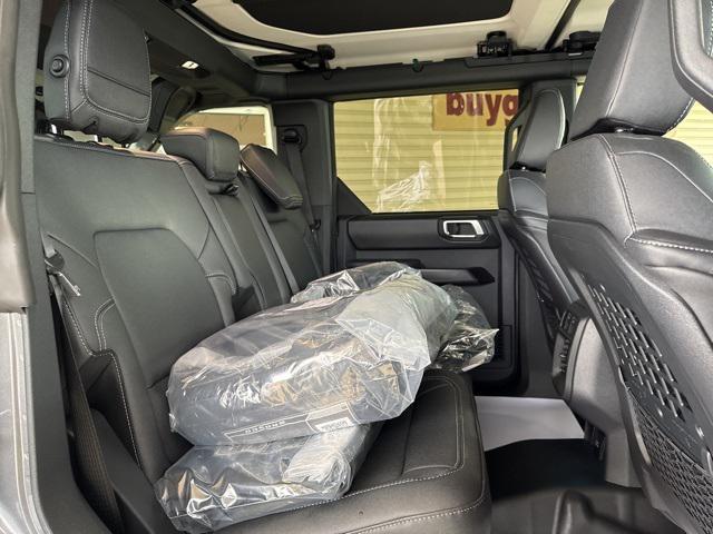 new 2025 Ford Bronco car, priced at $59,614