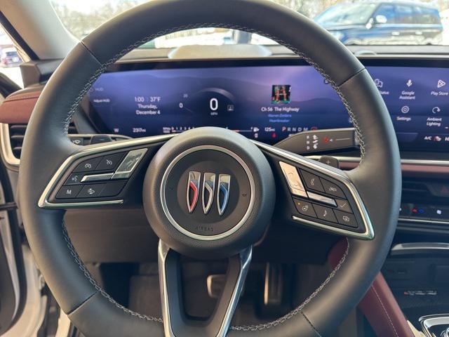 used 2025 Buick Envision car, priced at $37,900