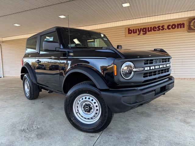 new 2025 Ford Bronco car, priced at $40,110