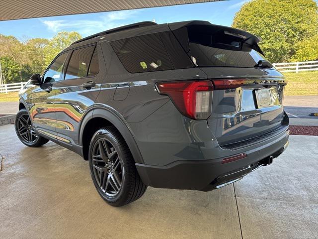 new 2025 Ford Explorer car, priced at $51,350