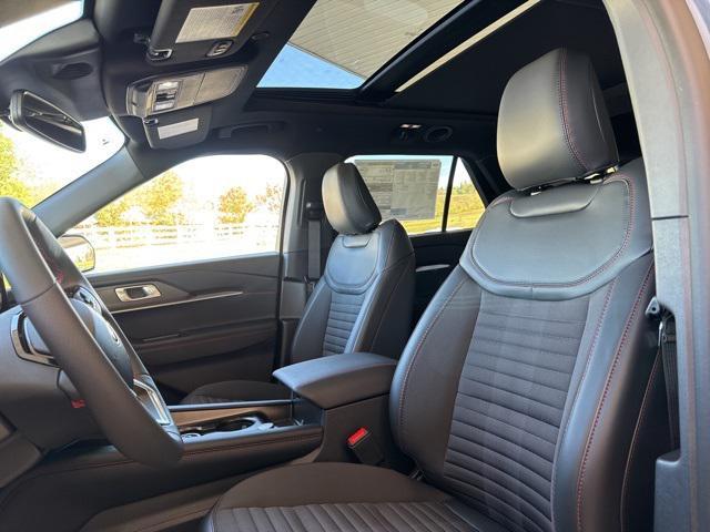new 2025 Ford Explorer car, priced at $51,350