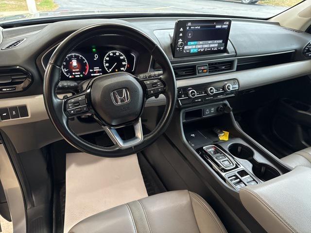 used 2024 Honda Pilot car, priced at $37,500