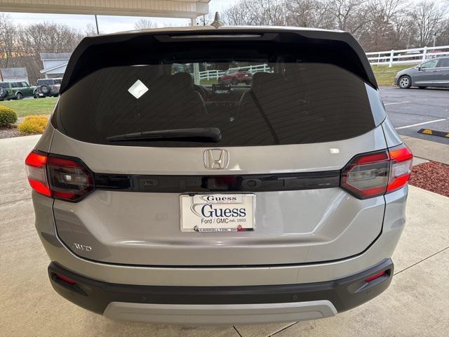 used 2024 Honda Pilot car, priced at $37,500