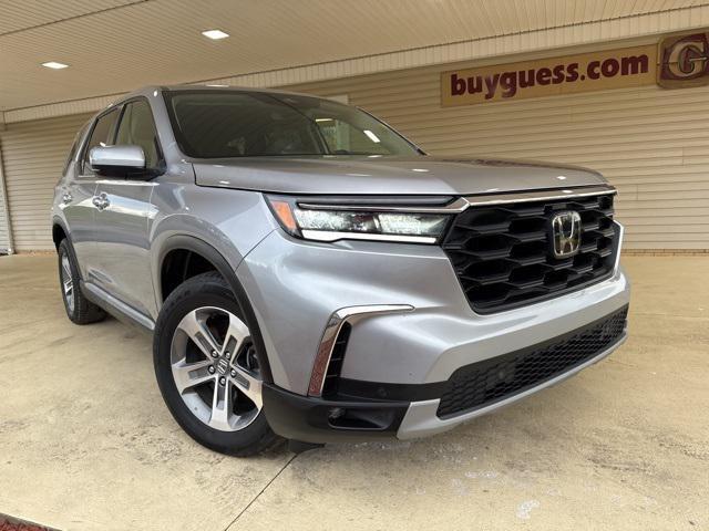 used 2024 Honda Pilot car, priced at $37,500