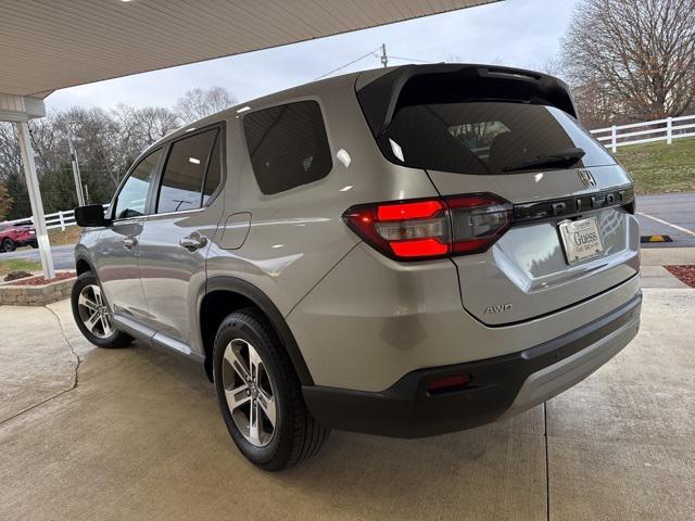used 2024 Honda Pilot car, priced at $37,500