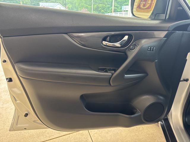 used 2018 Nissan Rogue car, priced at $13,900