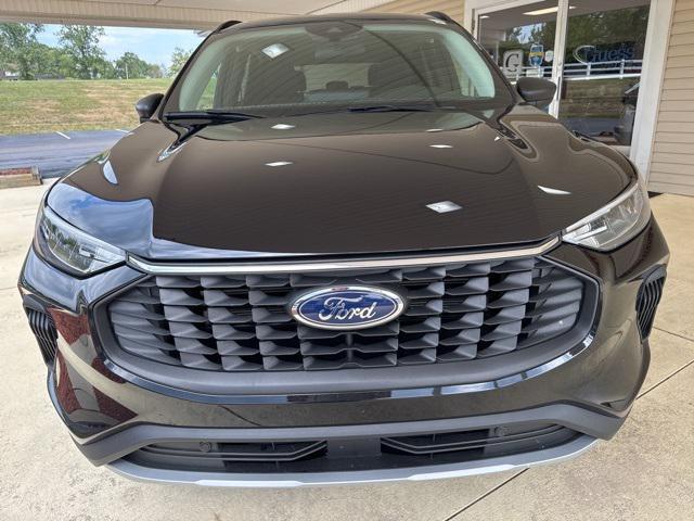 new 2025 Ford Escape car, priced at $28,975