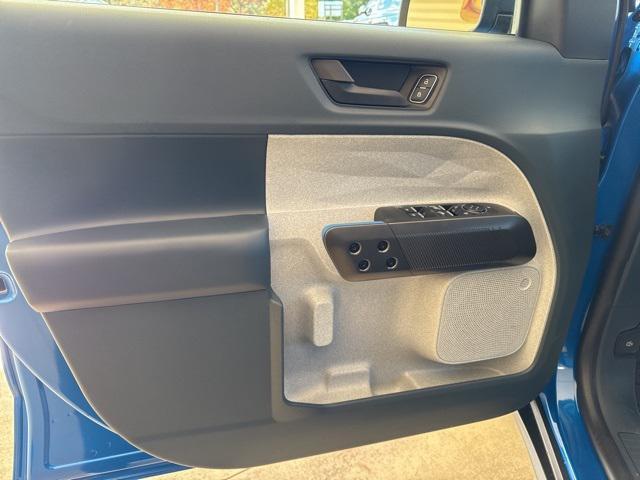 new 2025 Ford Maverick car, priced at $32,100