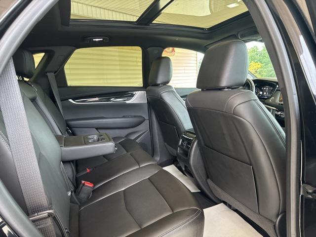 used 2021 Cadillac XT5 car, priced at $33,500